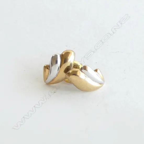 PR 9ct GOLD EARRINGS, 0.4grms (w. ONLY 1 GP BUTTERFLY)
