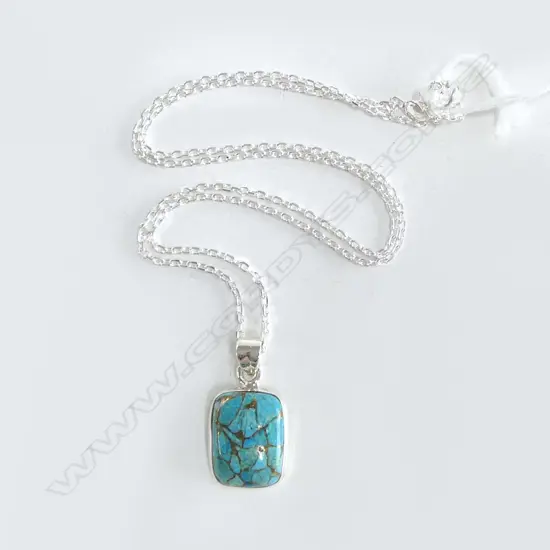 SILVER SET TURQUOISE PENDANT on SILVER CHAIN new