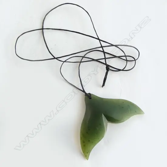 CARVED POUNAMU WHALE TALE FORM PENDANT