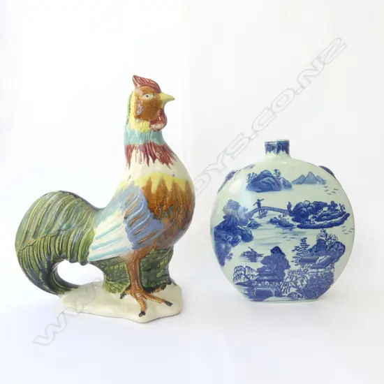 CHINESE B/W BOTTLE VASE H350MM & POTTERY ROOSTER ORN H500MM