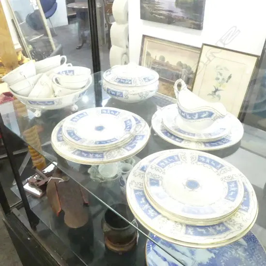 COALPORT 'REVELRY'; 5 DINNER PLATES 275mm dia, 8 SIDE PLATES, 8 COUPES, LG FOOTED BOWL, TUREEN & SAUCE BOAT