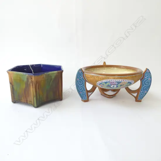 2 PCS ART DECO; WARDLE SML TABLE JARDINERE, Dia.180mm & AMPHORA WARE TRI FOOTED DISH