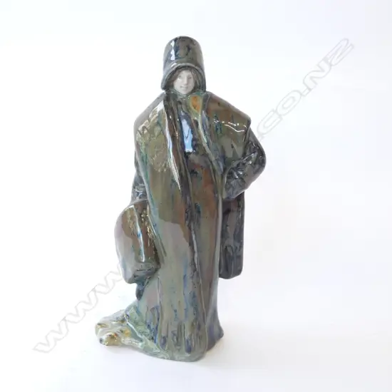 GEROGES VAN DER STRAETEN FOR ALOYS CHINA FIGURE; WOMEN WITH CAPE, H.230mm