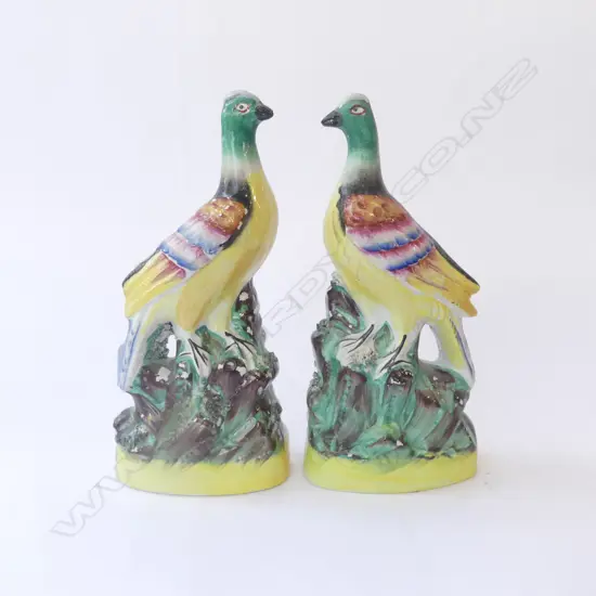 PR STAFFORDSHIRE DOVE ORNAMENTS H.260mm