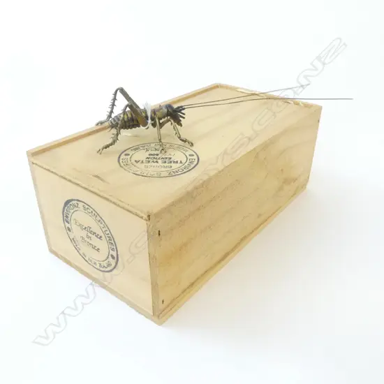 ENVIRO N.Z. BRONZE WETA SCULPTURE Ed.187/500, L.220mm