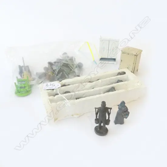 INTERESTING METAL DOLLS HOUSE TOYS HOOVER, FRIDGE WITH CONTENTS ETC, WTH OTHER FiGURES & 7 MILKCANS 