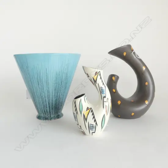3 RETRO  BESWICK VASES  H205MM TALLEST