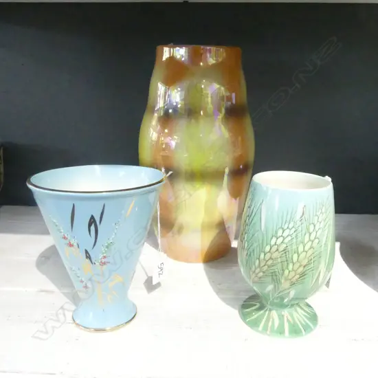 3 RETRO BESWICK VASES H290MM TALLEST