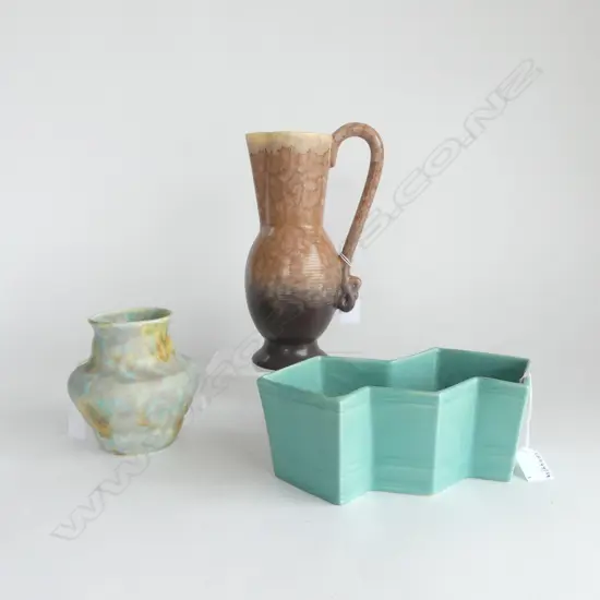 BESWICK ANGLEA TROUGH VASE L260MM VASE H130MM & JUG H270MM