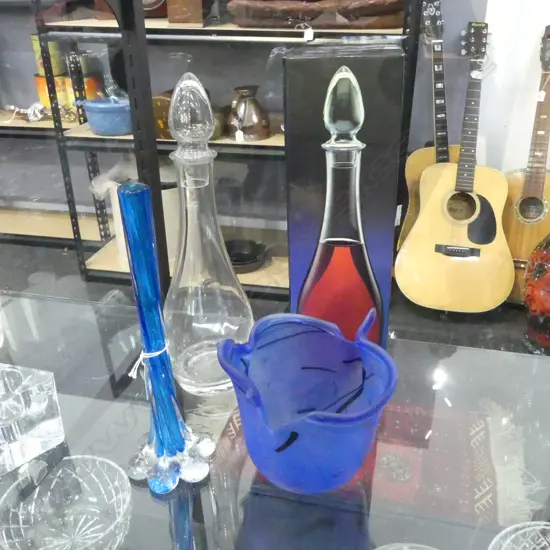 3 PCES GLASS; 2 BLUE VASES + BOXED DECANTER + VEUVE CLICQUOT FABRIC BOTTLE HOLDER