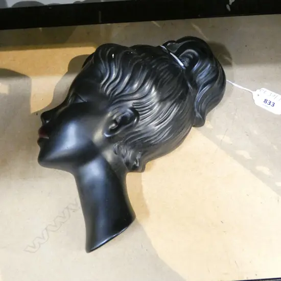 1960S FEMALE WALL BUST IN BLACK WTH HIGHLIGHTS H.230mm