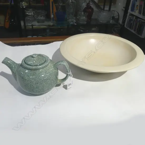 LARGE TEMUKA WARE MIXING BOWL Dia.370mm + TEMUKA TEAPOT