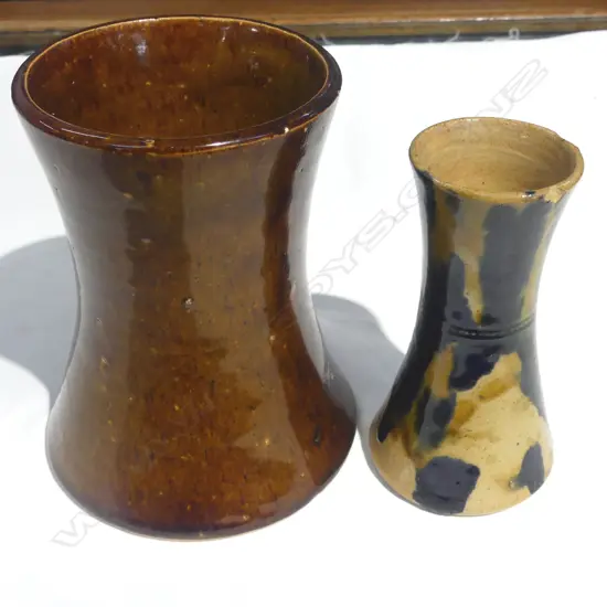 LUKE ADAMS (1939-1959) CERAMIC VASE, H.155mm + CHRISTCHURCH BRICK COMPANY VASE (SMALL CHIP) H.135mm