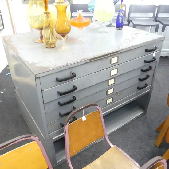 METAL PLAN CHEST 1200x855x920mm