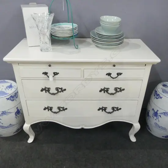 WHITE PAINTED FRENCH STYLE 4 DRAWER CHEST w. BRUSH SLIDE 1050x480x840mm