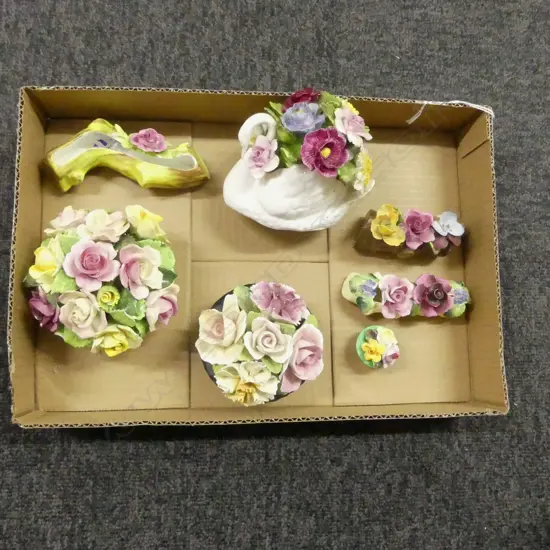 7 FLORAL CHINA ORNS  DIA 110MM LARGEST