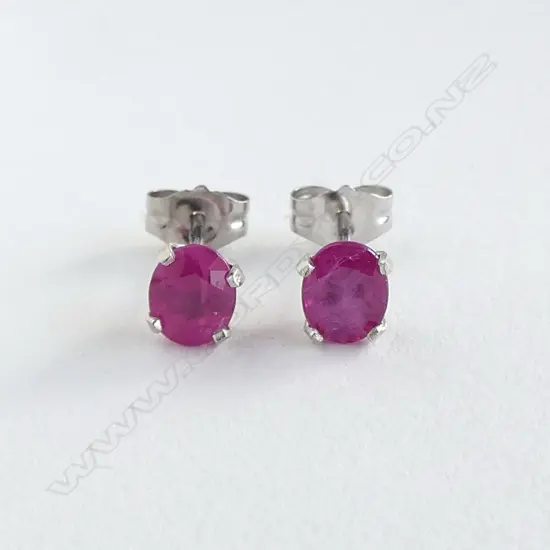 **RTV** 14CT WHITE GOLD AND RUBY STUD EARRINGSS