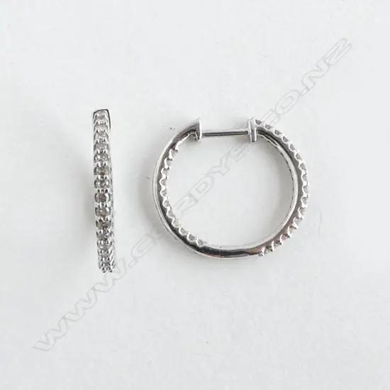 PR 9CT WG DIAMOND HOOP EARRINGS, 2.0grms