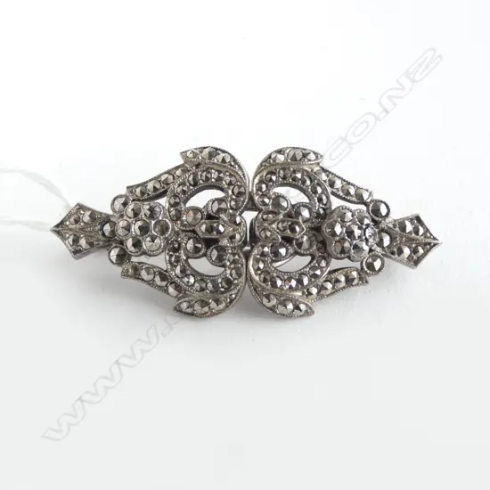 MARCASITE & METAL BROOCH