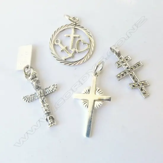 4 x AS NEW SILVER PENDANTS