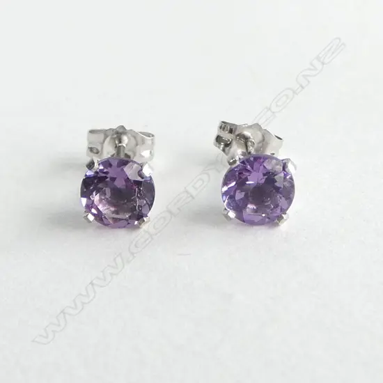 14CT WHITE GOLD AND AMETHYST STUD EARRINGSS