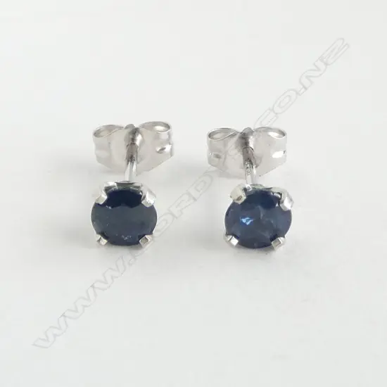 14CT WHITE GOLD AND SAPPHIRE STUD EARRINGS