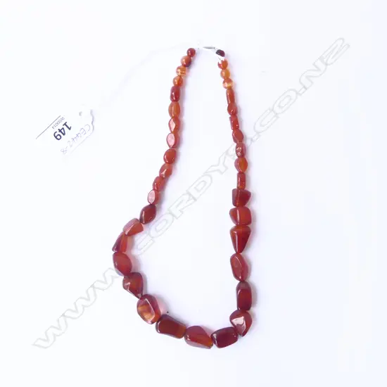 CARNELIAN NECKLACE, STG SILVER CLASP, LENGTH 42cm