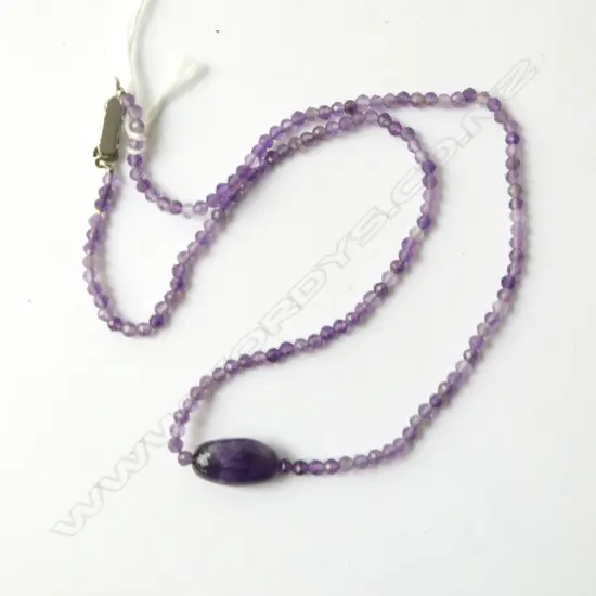 AMETHYST NECKLACE, LENGTH 49cm