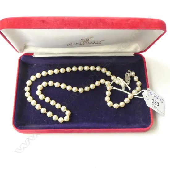 UNIFORM CULTURED PEARL NECKLACE individually knotted. Silver clasp. L.440mm. In Mikimoto Pearl case