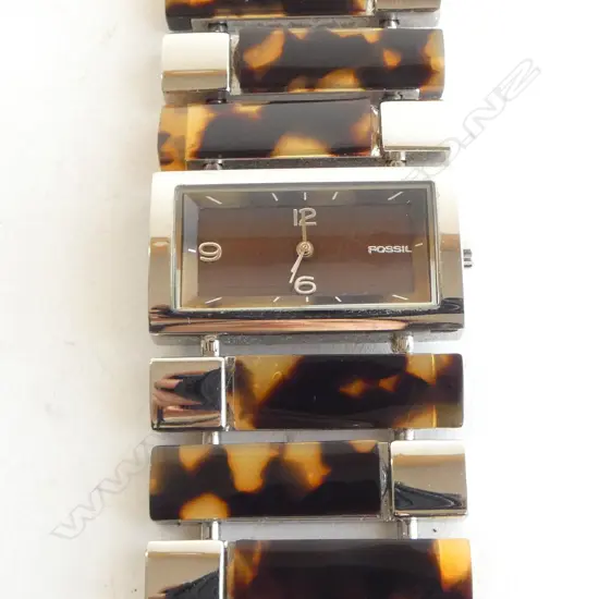 LADIES FOSSIL WRISTWATCH, never worn, needs new battery