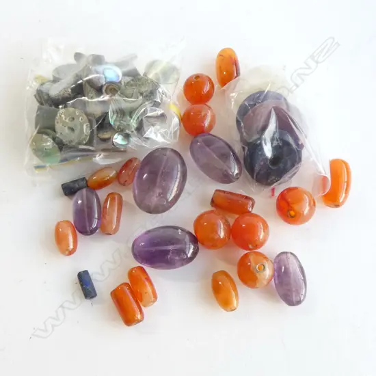 COLLECTION JADE/LAPIS/CARNELIAN & AMETHYST BEADS & PAUA SHELL PCS