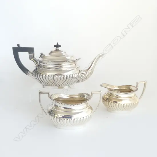 3 PCE STG SILVER TEA SET, B'HAM 1918 1030grms