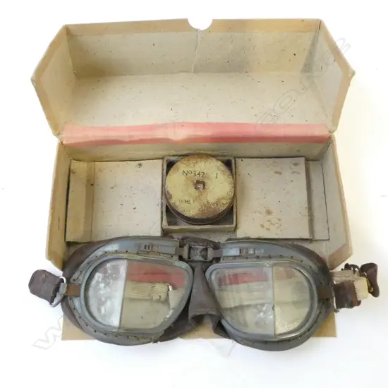 WWII RAF FLYING GOOGLES MK. VIII IN ORIG. BOX