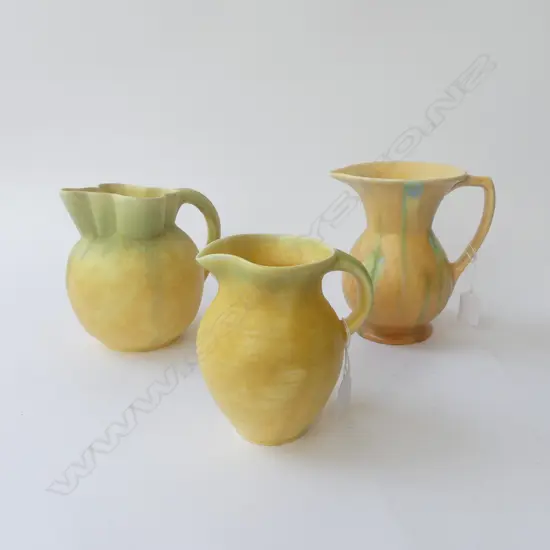 3 DECO BESWICK JUGS H170MM TALLEST