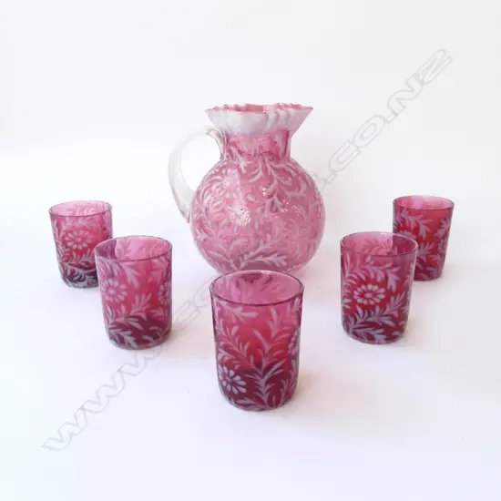 VICTORIAN CRANBERRY & VASELINE GLASS JUG (frilled rim) + 5 BEAKER SET