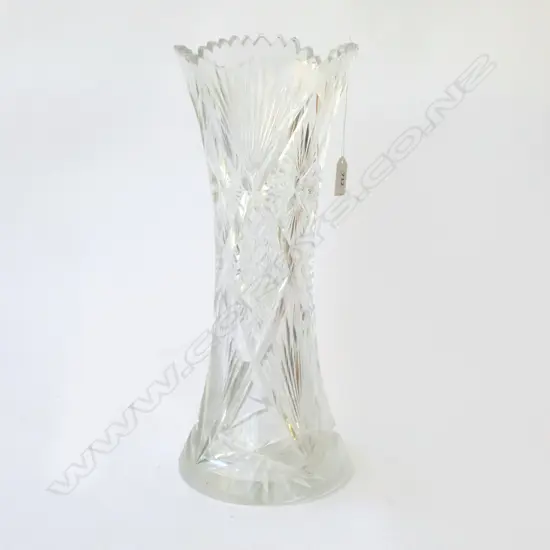 LARGE CUT CRYSTAL VASE 1 CHIP H390MM