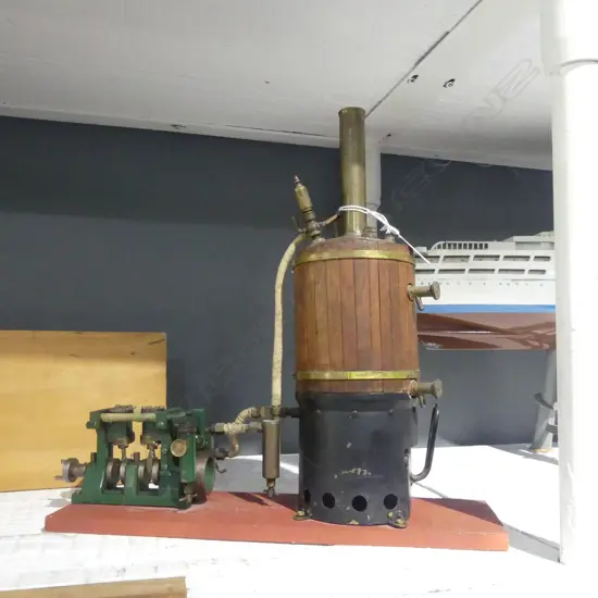 MODEL STATIONARY STEAM ENGINE H.300mm
