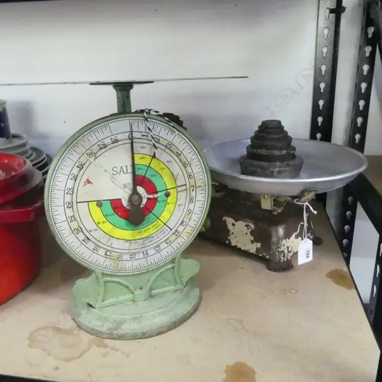 2 VINTAGE SCALES + WEIGHTS