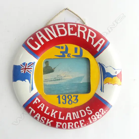 PHOTO OF P&O CANBERRA FALKLANDS TASK FORCE IN LIFE PRESERVER FRAME 300mm dia