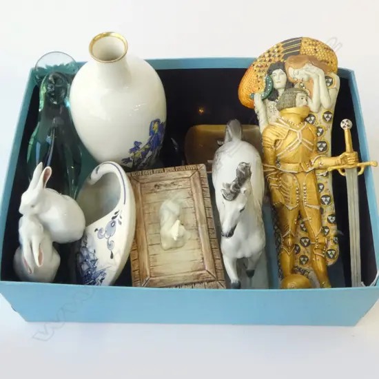 TRAY SML COLLECTABLES; ROYAL COPENHAGEN, KLIMT INSPIRED STATUE, CZECH GLASS & LIMOGES