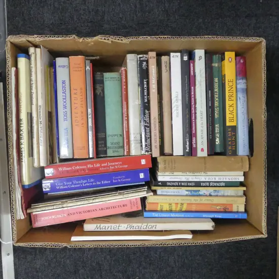 ASST. BOOKS; NZ HISTORY INTEREST