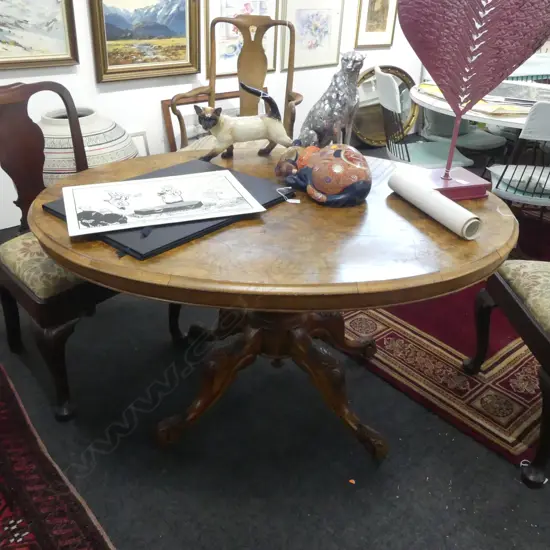 VICTORIAN INLAID PEDESTAL LOO TABLE