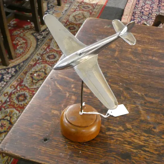 METAL PLANE ON STAND H.180mm