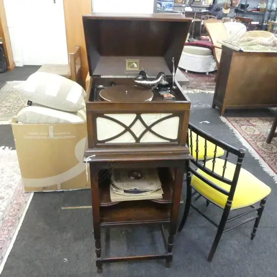 HIS MASTERS VOICE OAK GRAMOPHONE, STAND, RECORDS & NEEDLES