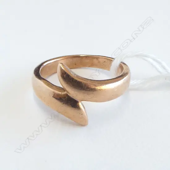 9CT ROSE GOLD  RING, 3.8grms SIZE L1/2