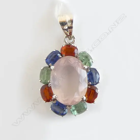 SILVER SET MULTI GEM STONE PENDANT, L.20mm