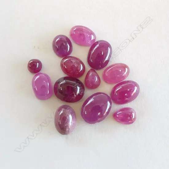 RUBY CABOCHONS, 10.5ct