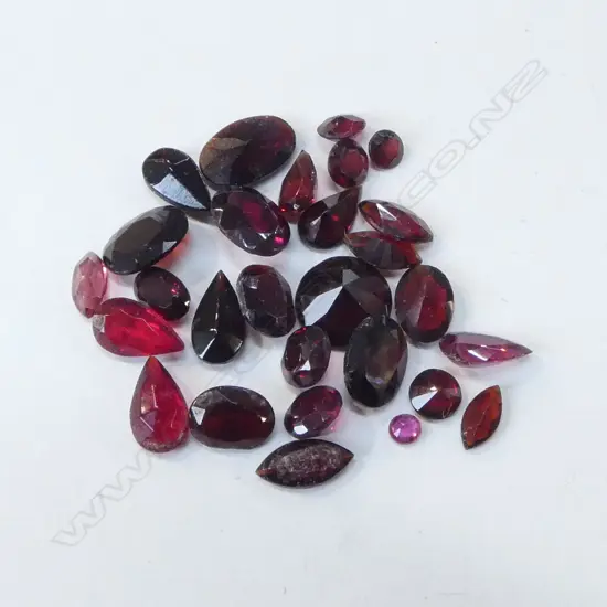 MIXED LOT GARNET GEMSTONES, NOT NEW