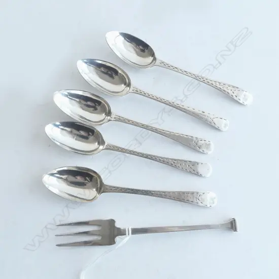 5 GEORGIAN STG SILVER TEASPOONS, EXETER + FORK 92grms
