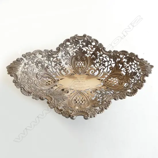 STG SILVER DISH, SHEFFIELD 1906 311grms CENTER ENGRAVED